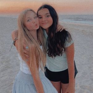 Meet your Posher, Evie